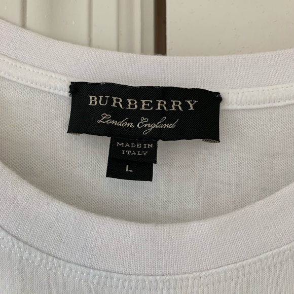 *SOLD* Burberry Rainbow Logo T-Shirt - Picture 3 of 7